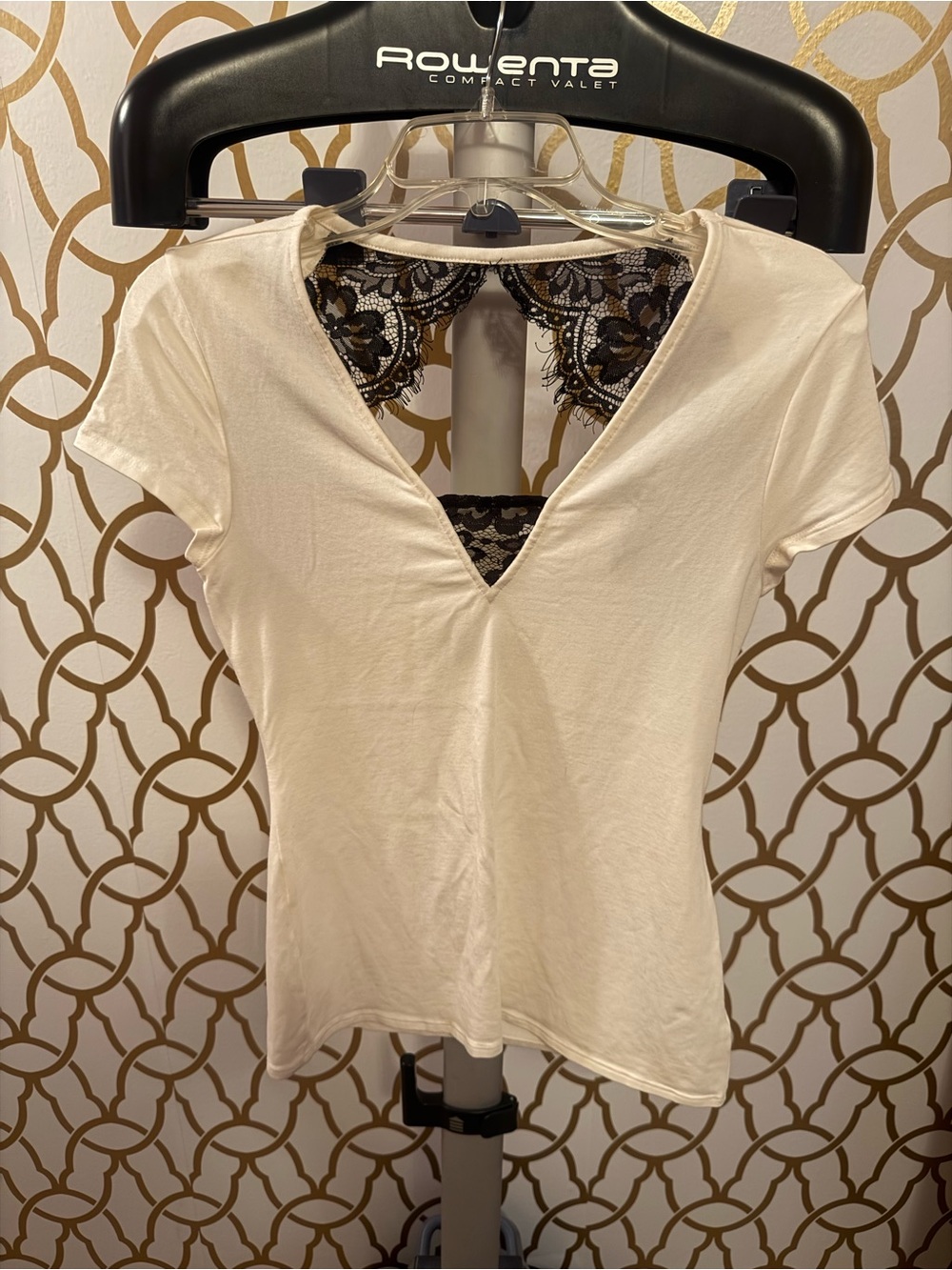 Express Cream Short Sleeve V-Neck Top with Black Lace Back